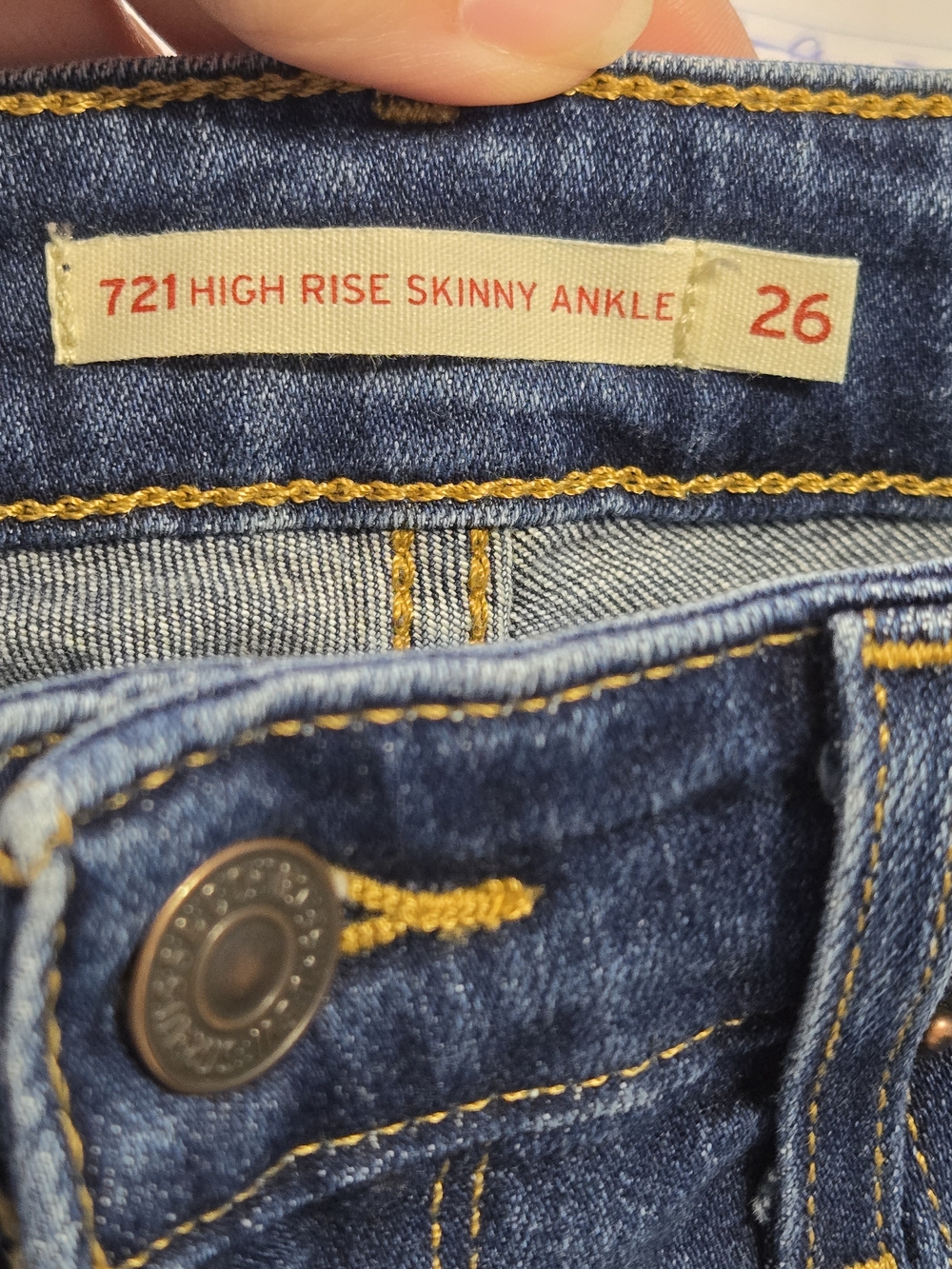 Levi's 721 High Rise Skinny Ankle Jeans Distressed Dark Wash‎ W26 - Picture 3 of 7